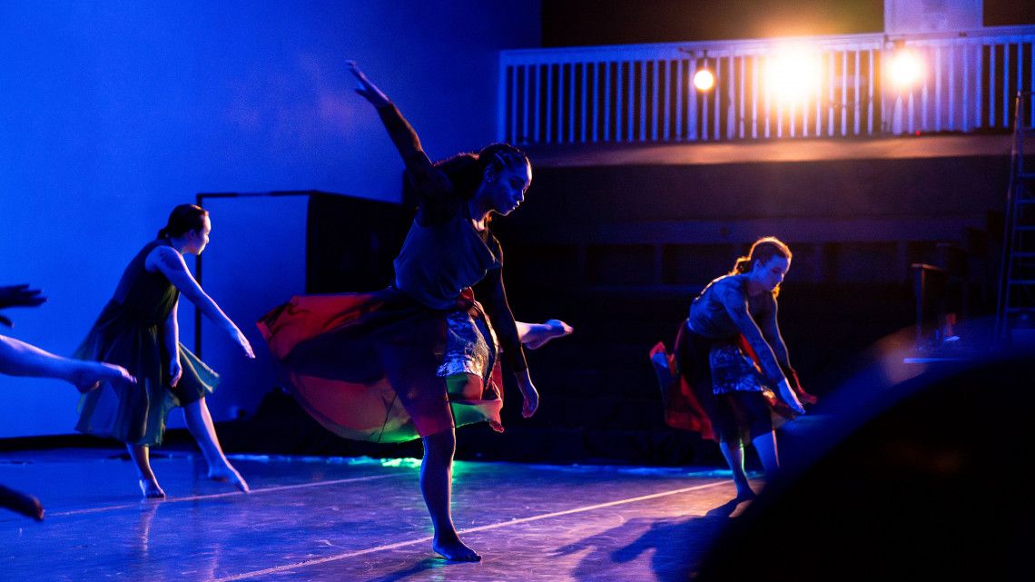 Dancers of KT COLLECTIVE Dance Company 