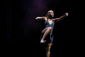woman dancing