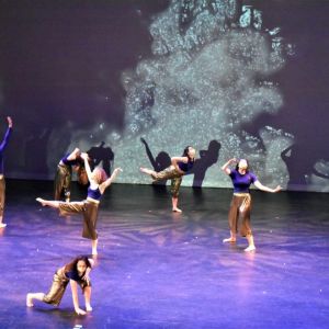 Waters to Waters: Between Yu and Flow